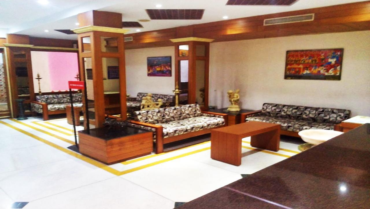 Balajee Palace Hotel Hyderabad Exterior photo
