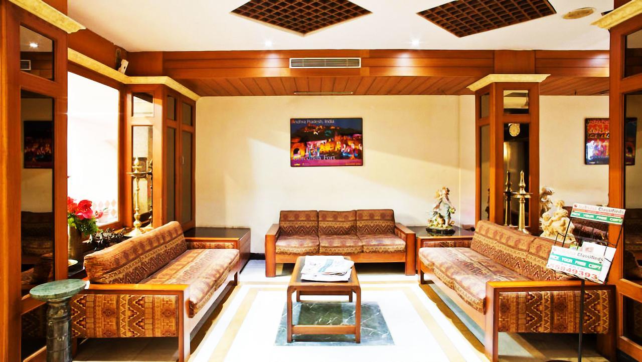 Balajee Palace Hotel Hyderabad Exterior photo